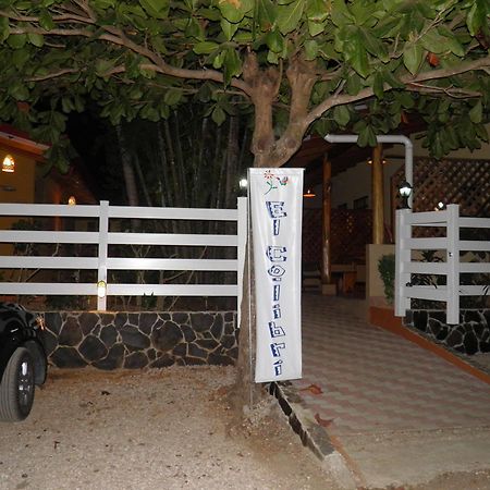 Cabinas El Colibri Puerto Carrillo Exterior photo