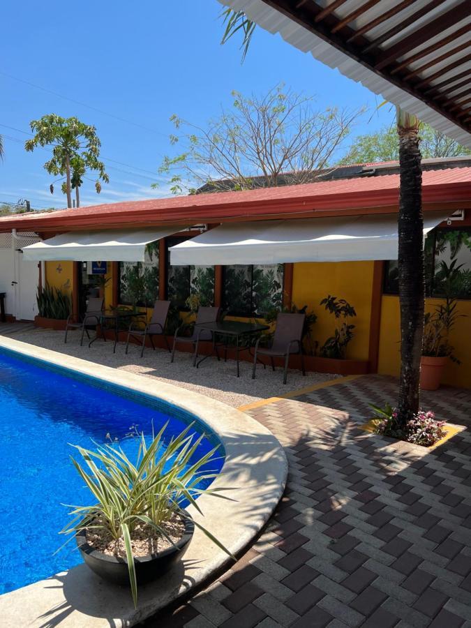 Cabinas El Colibri Puerto Carrillo Exterior photo